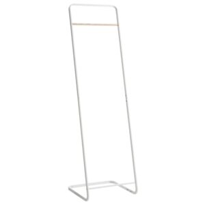 Bílý kovový stojací věšák Yamazaki Tower 140 cm